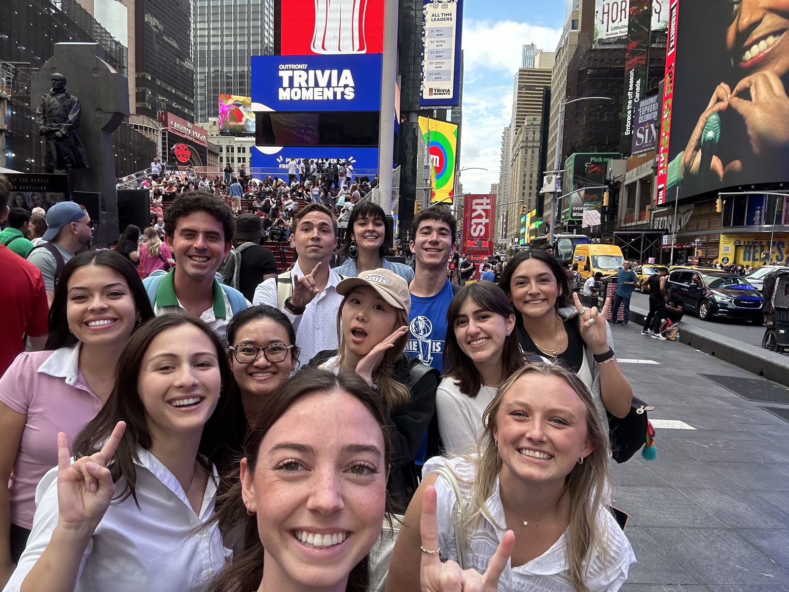 UTNY students in Times Square